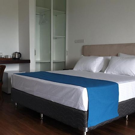 The Mountbatten Hotel Kandy Kültér fotó