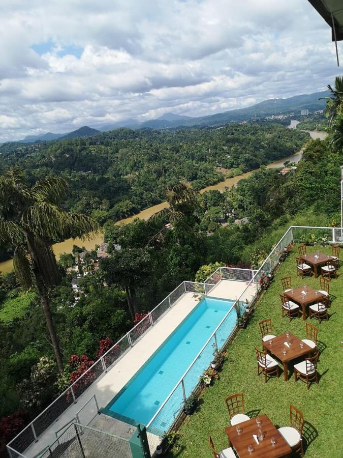 The Mountbatten Hotel Kandy Kültér fotó