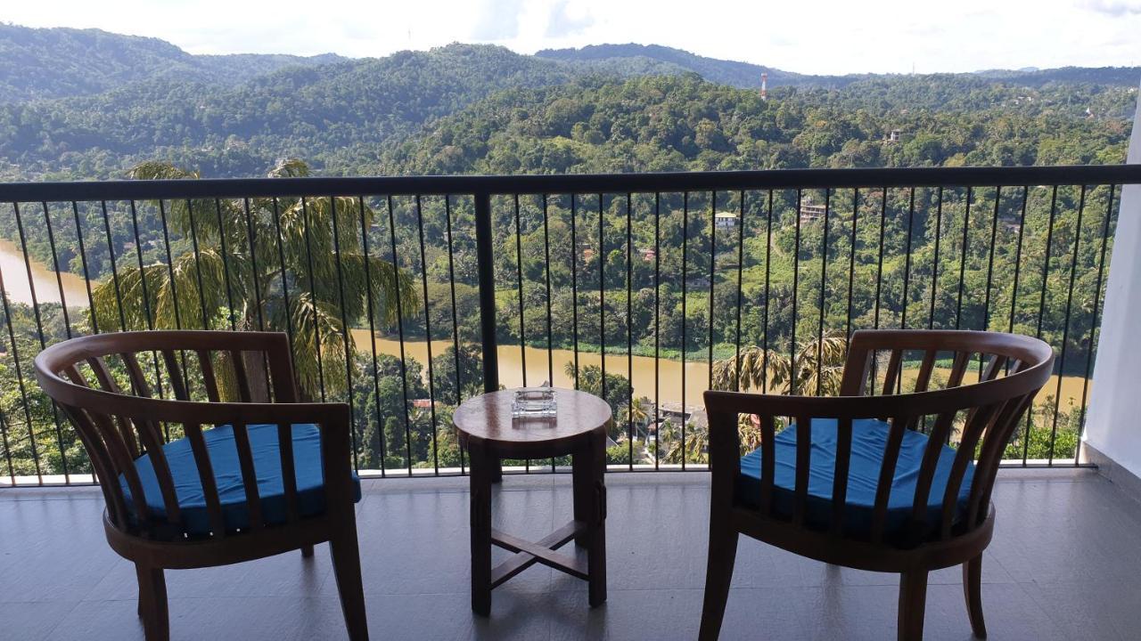 The Mountbatten Hotel Kandy Kültér fotó